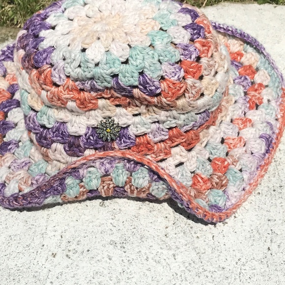 Handmade Bucket Hat - Picture 3 of 3